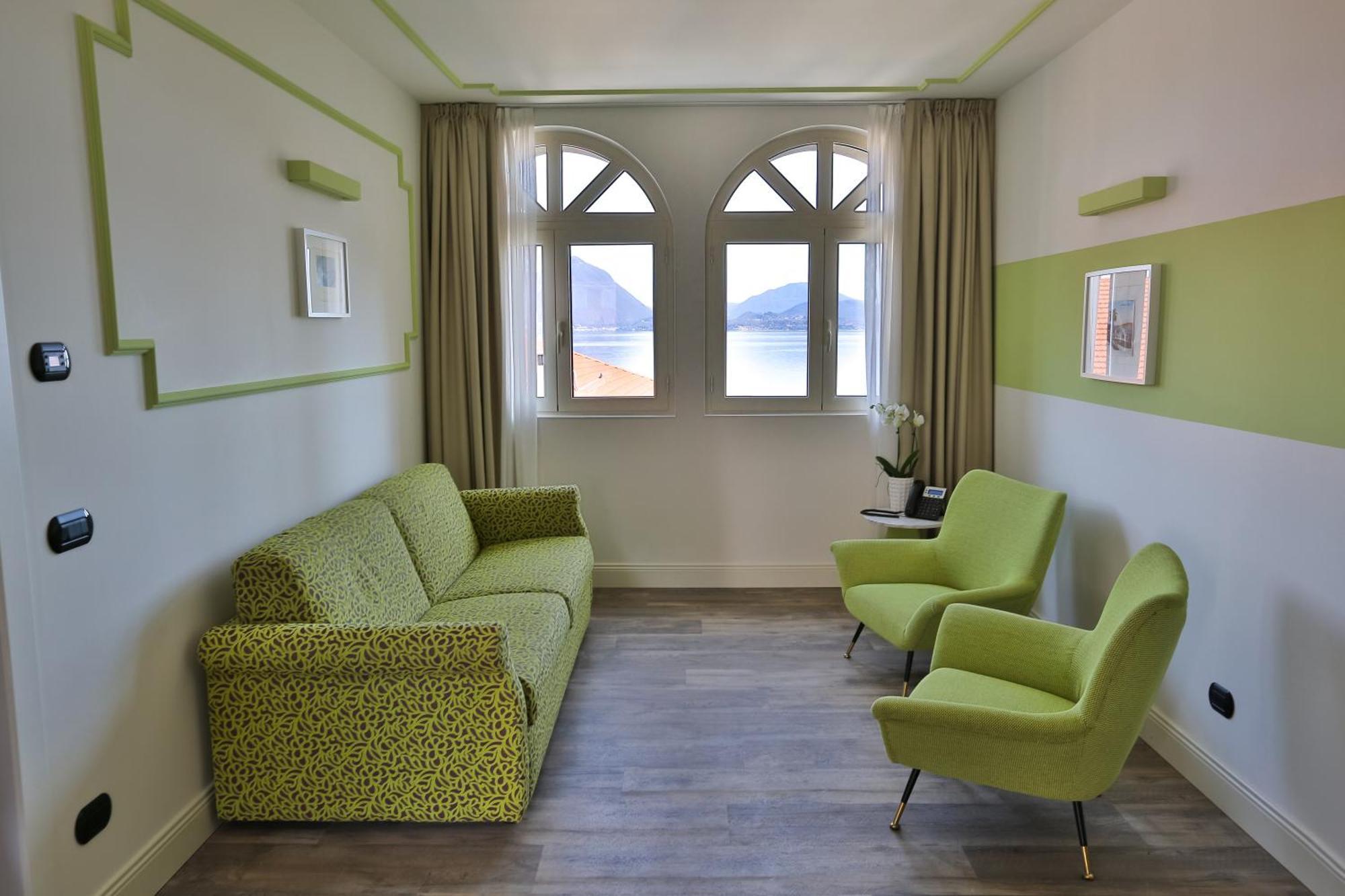 Hotel Al Campanile - Luxury Suites & Apartments Baveno Exterior photo